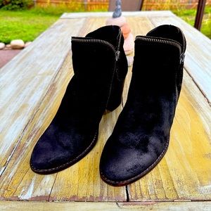 Dolce Vita Black Suede Zipper Booties